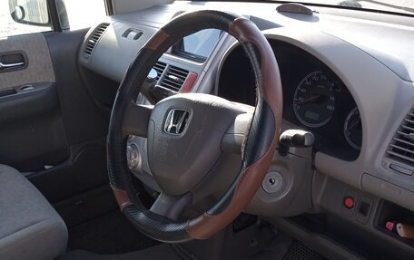 Honda Mobilio I, 2002 год, 380 000 рублей, 4 фотография