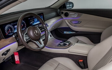 Mercedes-Benz E-Класс, 2019 год, 5 310 000 рублей, 8 фотография
