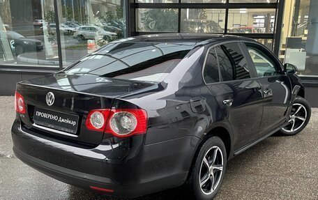 Volkswagen Jetta VI, 2010 год, 628 000 рублей, 4 фотография