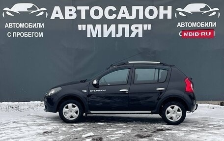 Renault Sandero I, 2013 год, 695 000 рублей, 2 фотография