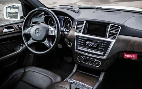 Mercedes-Benz GL-Класс, 2015 год, 3 299 000 рублей, 9 фотография