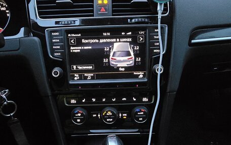 Volkswagen Golf VII, 2013 год, 1 200 000 рублей, 5 фотография