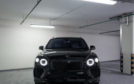 Bentley Bentayga I, 2025 год, 47 500 000 рублей, 2 фотография