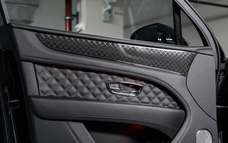 Bentley Bentayga I, 2025 год, 47 500 000 рублей, 14 фотография