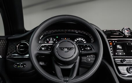 Bentley Bentayga I, 2025 год, 47 500 000 рублей, 17 фотография
