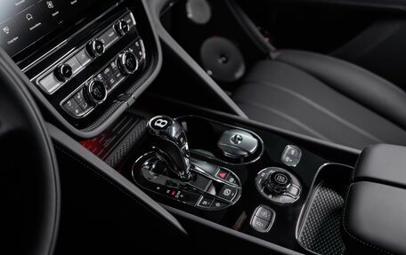 Bentley Bentayga I, 2025 год, 47 500 000 рублей, 21 фотография