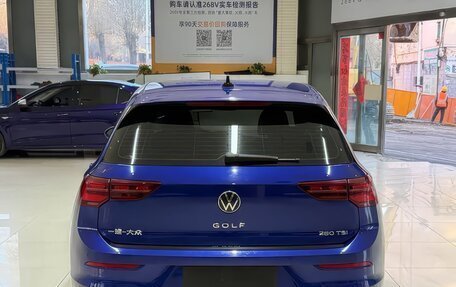 Volkswagen Golf VIII, 2021 год, 2 390 000 рублей, 4 фотография