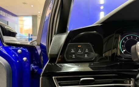 Volkswagen Golf VIII, 2021 год, 2 390 000 рублей, 7 фотография