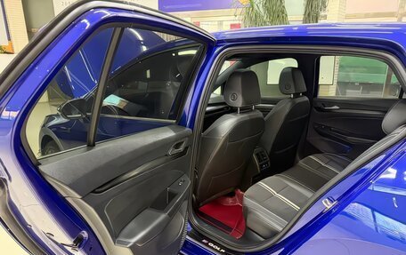 Volkswagen Golf VIII, 2021 год, 2 390 000 рублей, 14 фотография