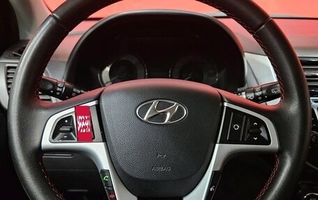 Hyundai Solaris II рестайлинг, 2012 год, 800 000 рублей, 11 фотография