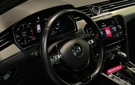 Volkswagen Passat B8 рестайлинг, 2019 год, 2 629 000 рублей, 17 фотография