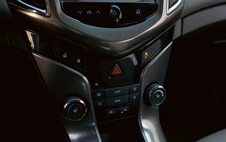 Chevrolet Cruze II, 2013 год, 895 000 рублей, 15 фотография