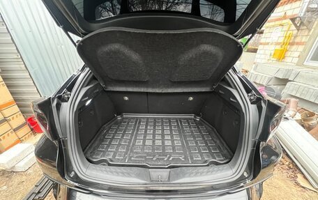 Toyota C-HR I рестайлинг, 2017 год, 1 800 000 рублей, 5 фотография