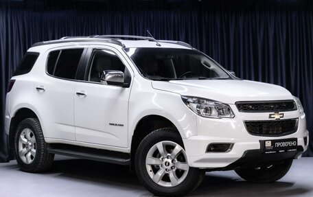 Chevrolet TrailBlazer II, 2013 год, 1 399 000 рублей, 2 фотография