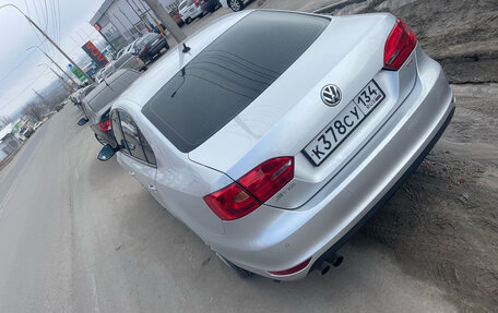 Volkswagen Jetta VI, 2011 год, 920 000 рублей, 6 фотография