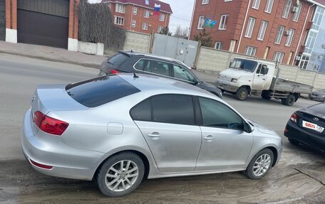 Volkswagen Jetta VI, 2011 год, 920 000 рублей, 3 фотография