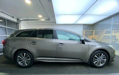 Toyota Avensis III рестайлинг, 2016 год, 2 200 000 рублей, 4 фотография