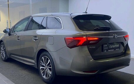 Toyota Avensis III рестайлинг, 2016 год, 2 200 000 рублей, 7 фотография