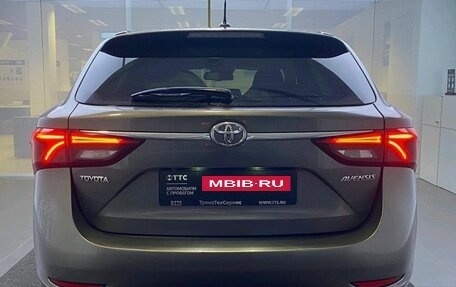 Toyota Avensis III рестайлинг, 2016 год, 2 200 000 рублей, 6 фотография