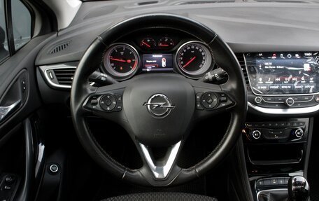 Opel Astra K, 2018 год, 1 395 000 рублей, 6 фотография