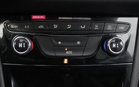 Opel Astra K, 2018 год, 1 395 000 рублей, 16 фотография