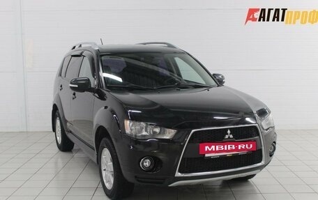 Mitsubishi Outlander III рестайлинг 3, 2010 год, 950 000 рублей, 3 фотография