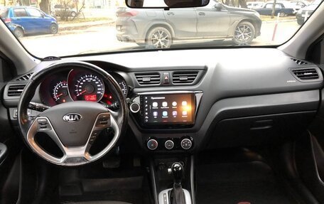 KIA Rio III рестайлинг, 2015 год, 880 000 рублей, 5 фотография