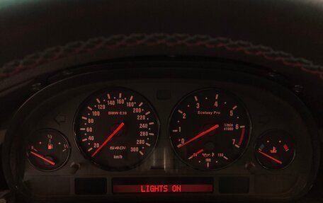 BMW 5 серия, 2000 год, 6 000 000 рублей, 9 фотография