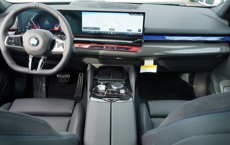 BMW 5 серия, 2025 год, 13 859 694 рублей, 14 фотография