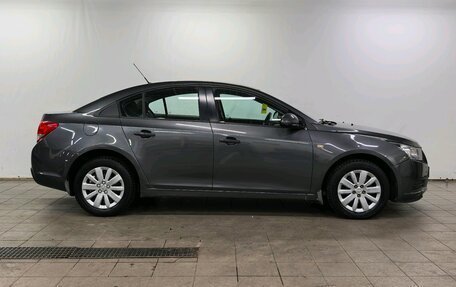Chevrolet Cruze II, 2011 год, 590 000 рублей, 4 фотография