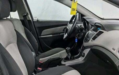 Chevrolet Cruze II, 2011 год, 590 000 рублей, 19 фотография