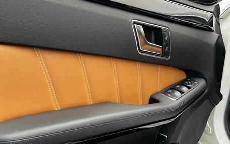 Mercedes-Benz E-Класс, 2011 год, 2 300 000 рублей, 11 фотография