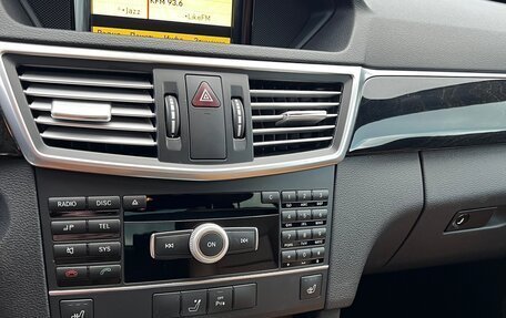 Mercedes-Benz E-Класс, 2011 год, 2 300 000 рублей, 14 фотография