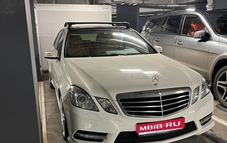 Mercedes-Benz E-Класс, 2011 год, 2 300 000 рублей, 25 фотография