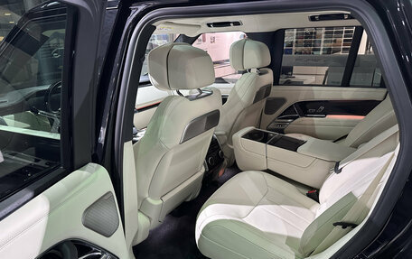 Land Rover Range Rover IV рестайлинг, 2025 год, 26 235 000 рублей, 15 фотография