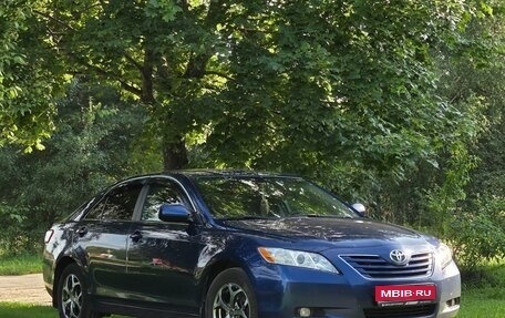 Toyota Camry, 2007 год, 970 000 рублей, 1 фотография