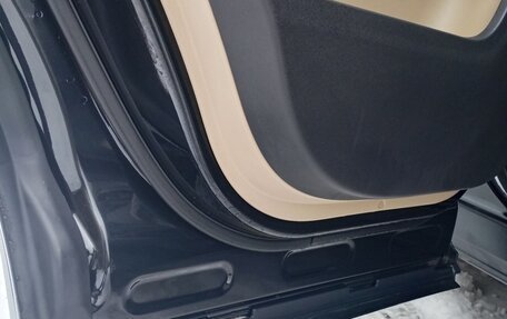 Land Rover Discovery Sport I рестайлинг, 2015 год, 2 350 000 рублей, 15 фотография