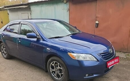 Toyota Camry, 2007 год, 970 000 рублей, 2 фотография