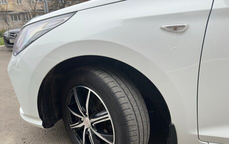 Hyundai Solaris II рестайлинг, 2020 год, 1 385 000 рублей, 4 фотография