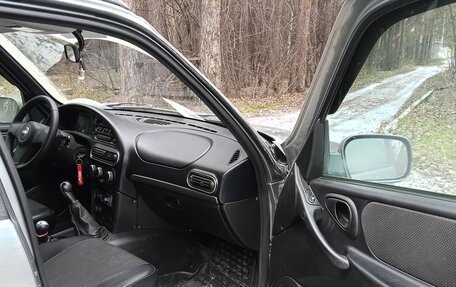 Chevrolet Niva I рестайлинг, 2011 год, 320 000 рублей, 4 фотография