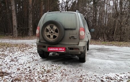 Chevrolet Niva I рестайлинг, 2011 год, 320 000 рублей, 3 фотография