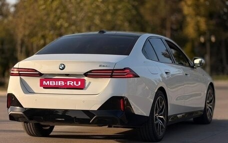 BMW 5 серия, 2023 год, 6 430 000 рублей, 4 фотография