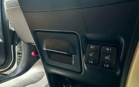 Toyota Noah III, 2014 год, 1 749 000 рублей, 17 фотография