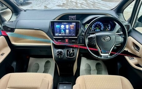 Toyota Noah III, 2014 год, 1 749 000 рублей, 11 фотография