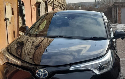 Toyota C-HR I рестайлинг, 2017 год, 1 920 000 рублей, 1 фотография