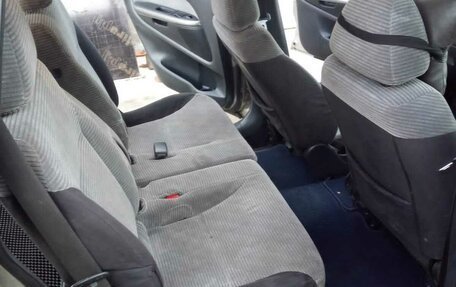 Honda Stream I рестайлинг, 2001 год, 495 000 рублей, 11 фотография