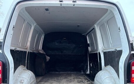 Volkswagen Transporter T6 рестайлинг, 2019 год, 2 100 000 рублей, 9 фотография