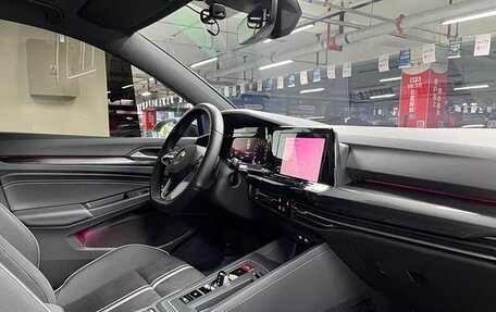 Volkswagen Golf VIII, 2021 год, 1 843 000 рублей, 10 фотография