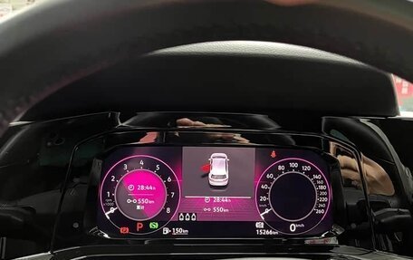 Volkswagen Golf VIII, 2021 год, 1 843 000 рублей, 14 фотография