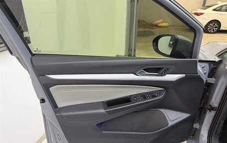 Volkswagen Golf VIII, 2021 год, 1 605 000 рублей, 18 фотография